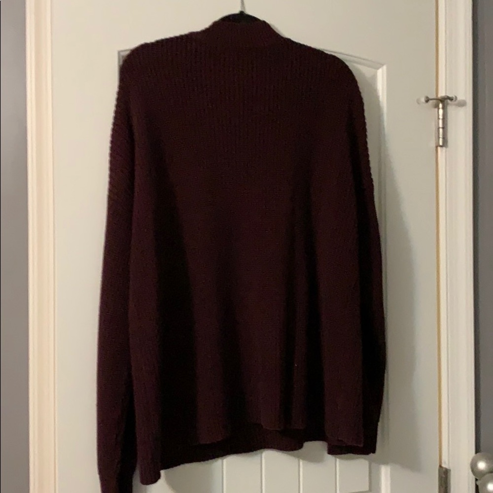 Forever 21 sweater - Picture 3 of 3